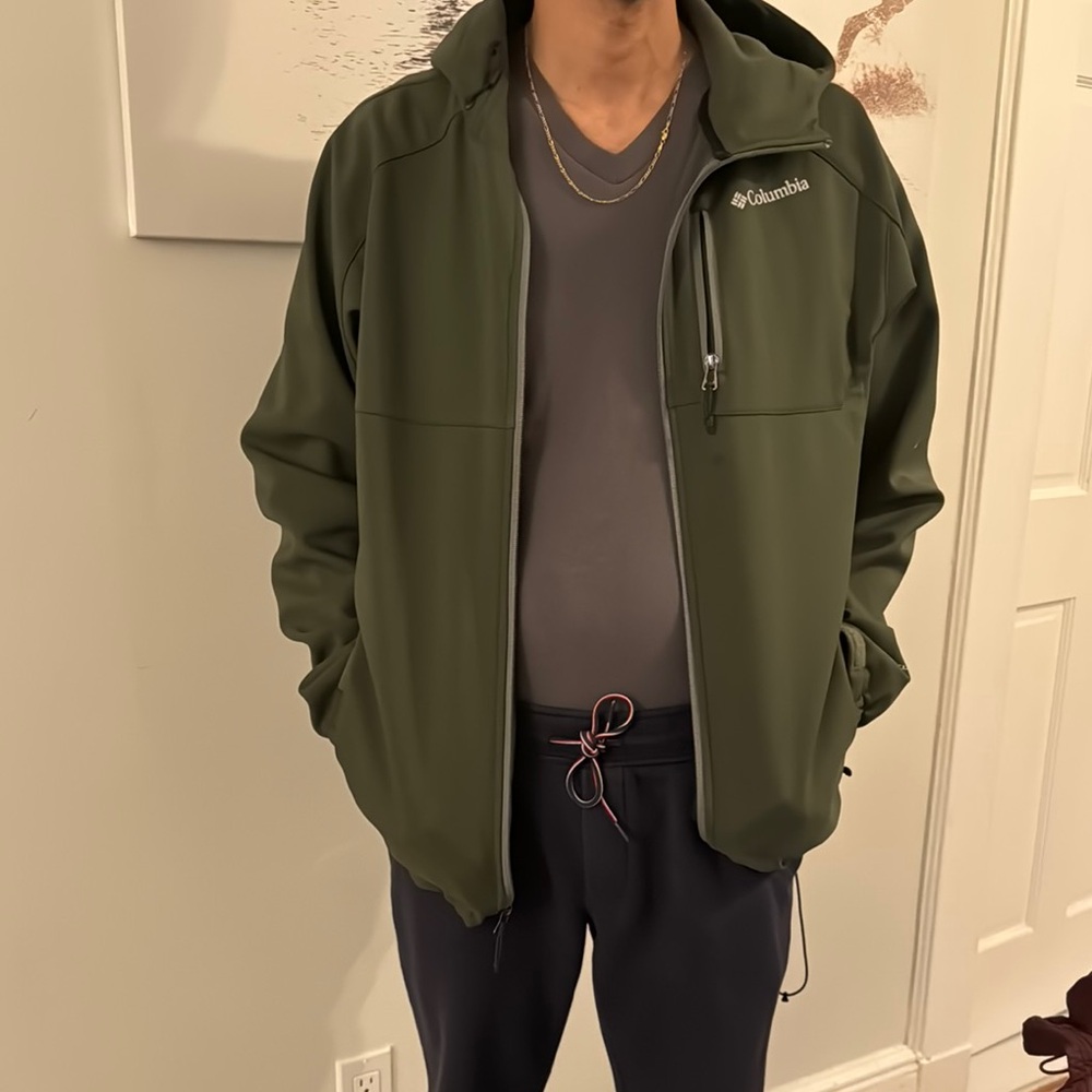 Columbia Men's Green Jacket